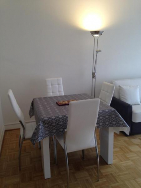 Отель Cannes Le Club C  Канны